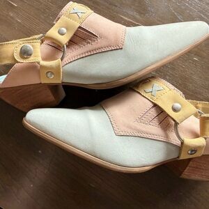 Leather Harness Mule Booties Wood Heel Boho Western Neutral Size 8 Vintage